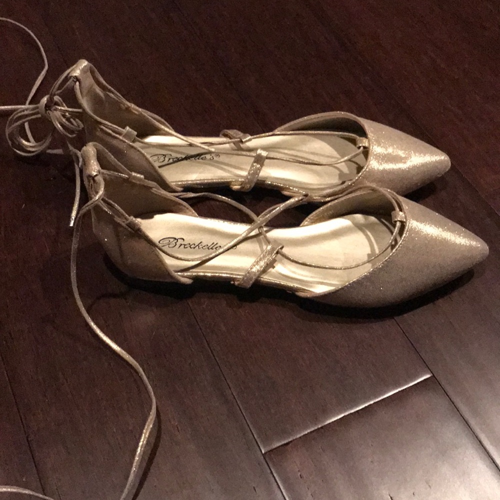 gold lace up pointed toe shoes